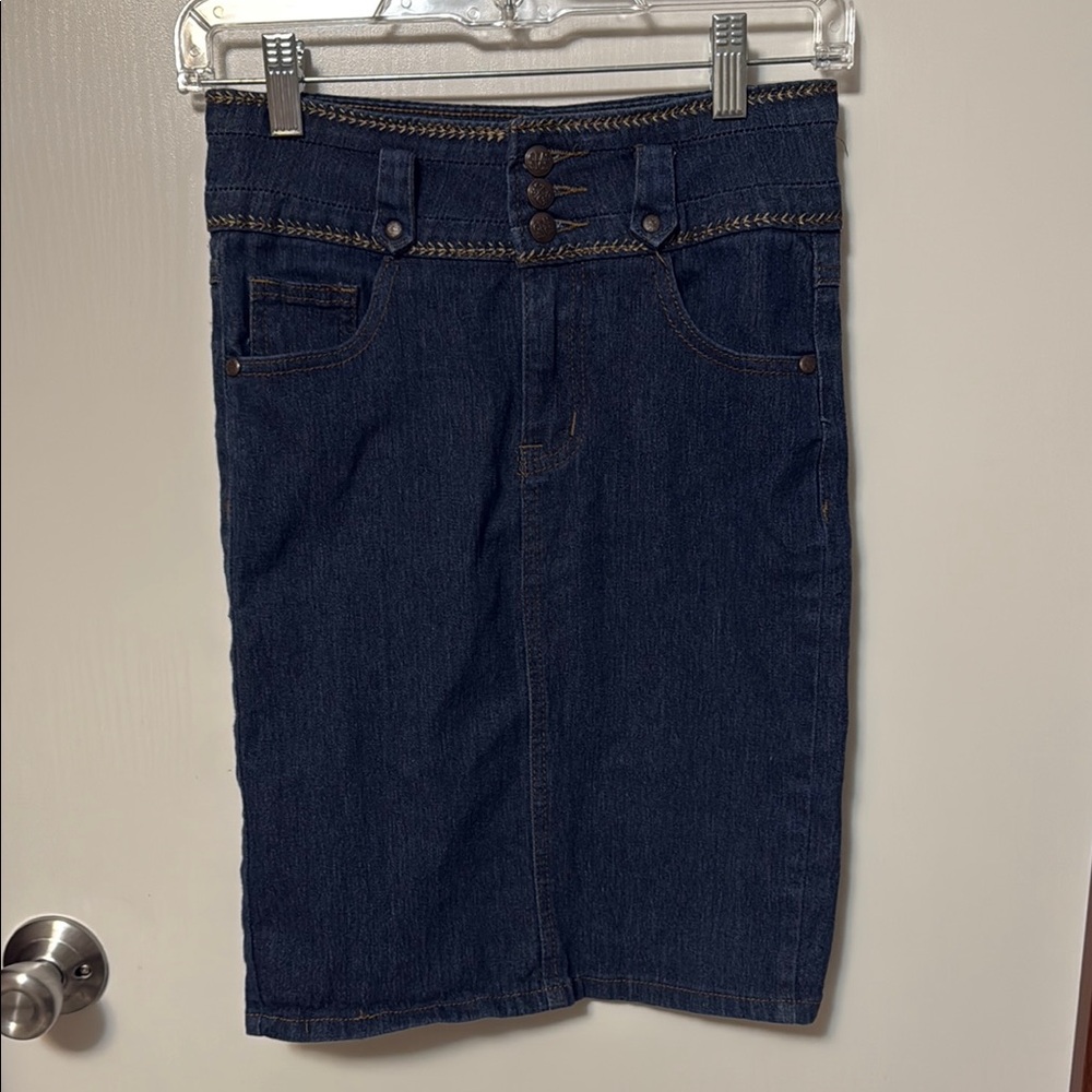 No Fuze Jeans Dark Blue Denim Skirt Size 12